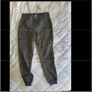 FIGS graphite XS Zamora jogger scrubs